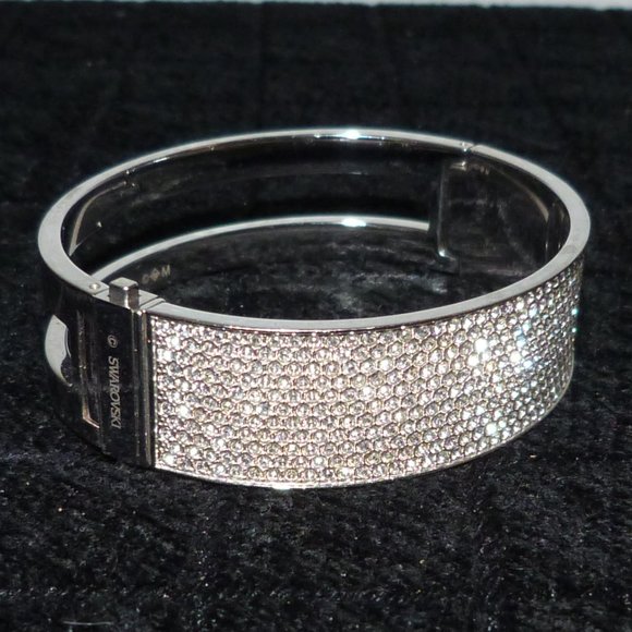 Swarovski Crystal INTERVALLE Wide Bangle Bracelet Size M - Picture 1 of 5